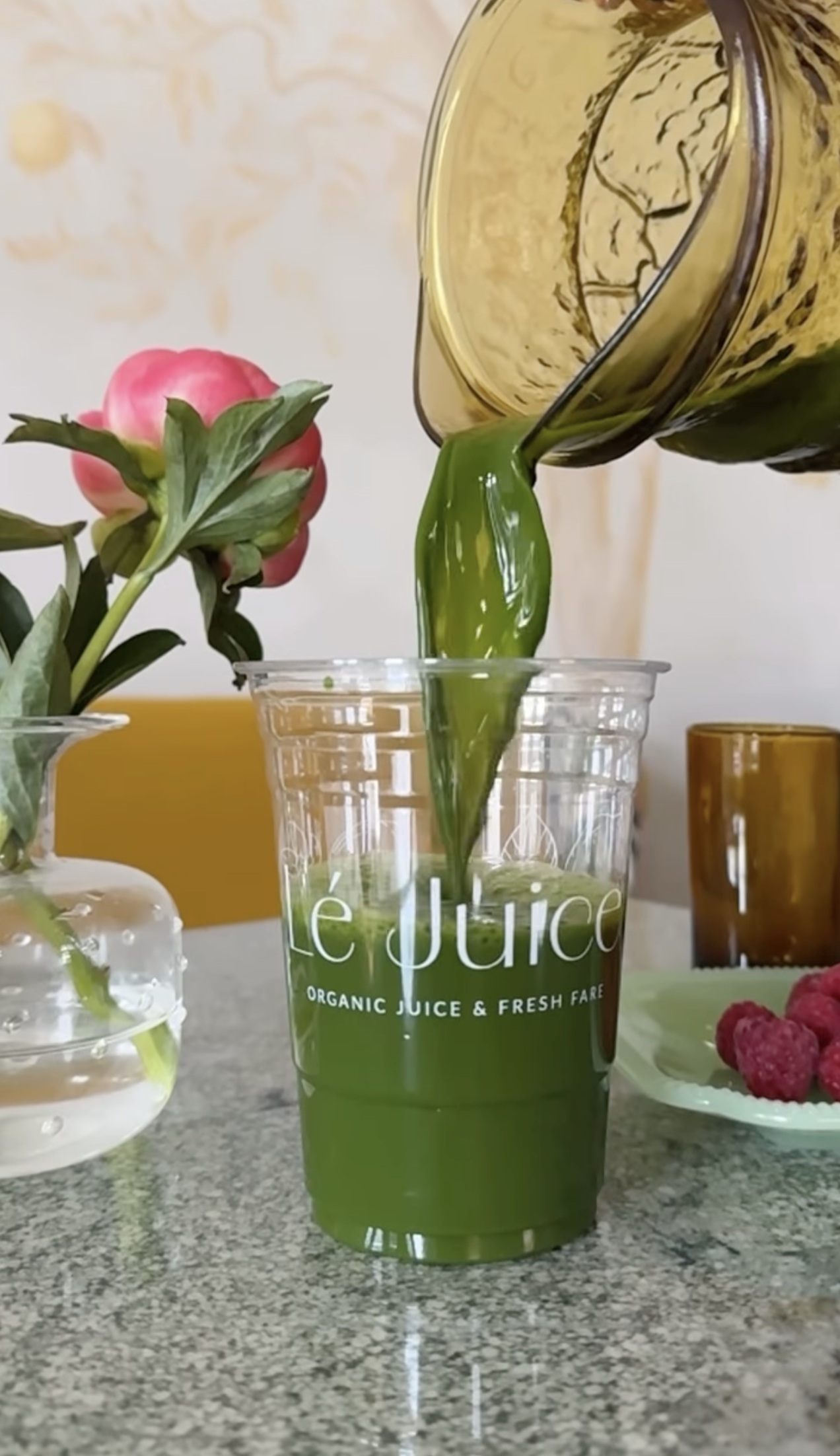 Lé Juice café